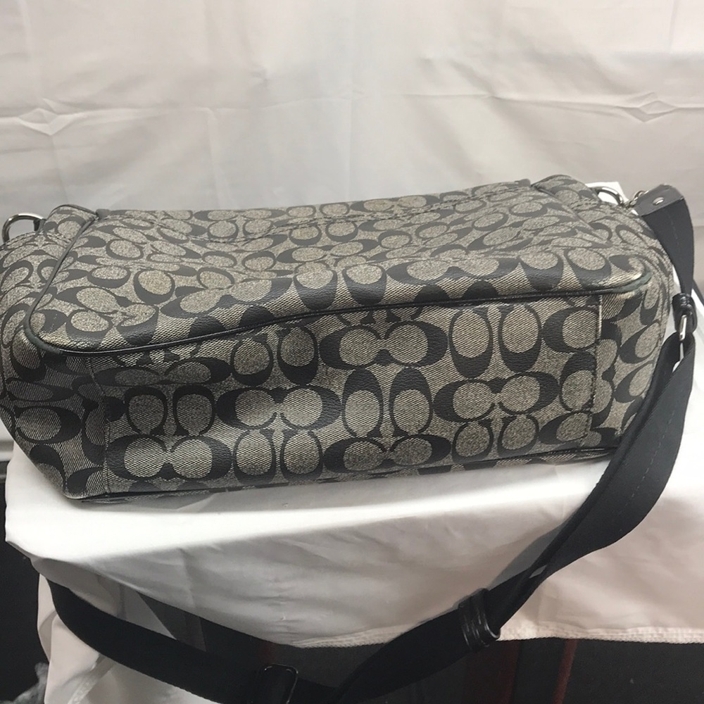 Authentic coach bag - Picture 7 of 8